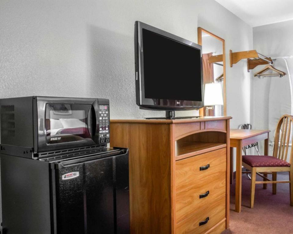 Econo Lodge Ithaca Ngoại thất bức ảnh
